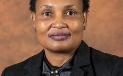 LUYAQHUBEKA nokuklayeka ubumbano lukahulumeni wenhlanganisela eNingizimu Afrika kulandela ukuthi iDemocratic Alliance ivulele uNgqongqoshe wezokuHlaliswa koMphakathi, uNkk Thembi Simelane icala lenkohlakalo nokukhwabanisa u-Eskom ngesikhathi esasebenzela inkampani iVictorian.