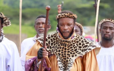 KUHLUKANA imibono ezinhlangothini zebandla lamaNazaretha ngokungena kwabantu abanobungoma noma abelaphi bendabuko emagcekeni ebandla lakwaShembe, njengoba kukhona abathi bavumelekile kanti abanye bathi abavumelekile