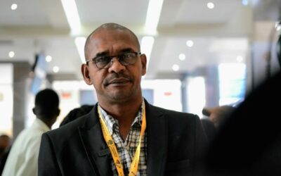 Umisiwe emsebenzini uFadiel Adams