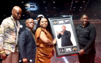 OweGospel uhalaliselwe ngungqongqoshe egubha eyishumi emculweni