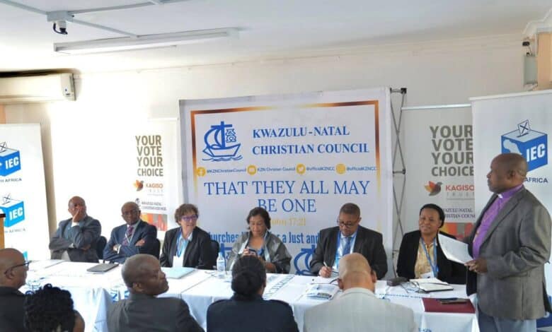 Amabandla ezenkolo athi azosiza ngokhetho
